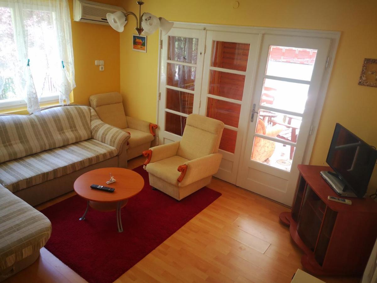 Vadasztanya Apartmanhazak Siófok Eksteriør billede
