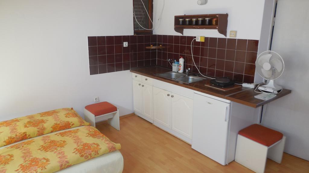 Vadasztanya Apartmanhazak Siófok Eksteriør billede