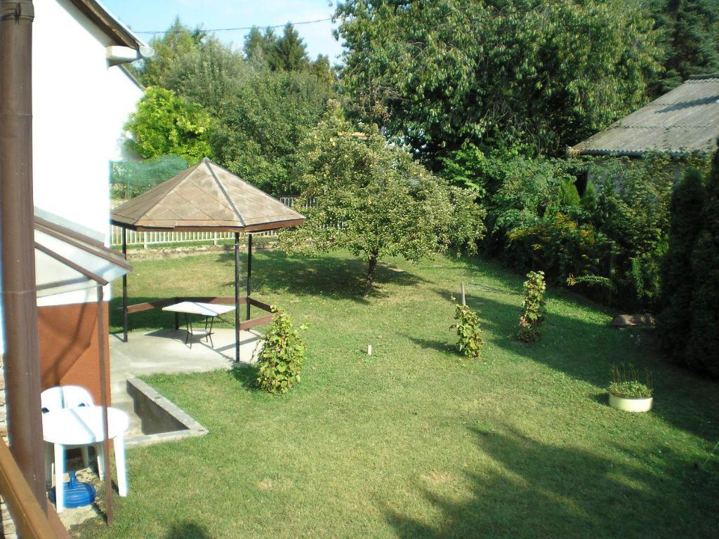 Vadasztanya Apartmanhazak Siófok Værelse billede